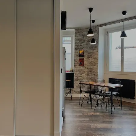 L'univers Automobile Au Coeur De *